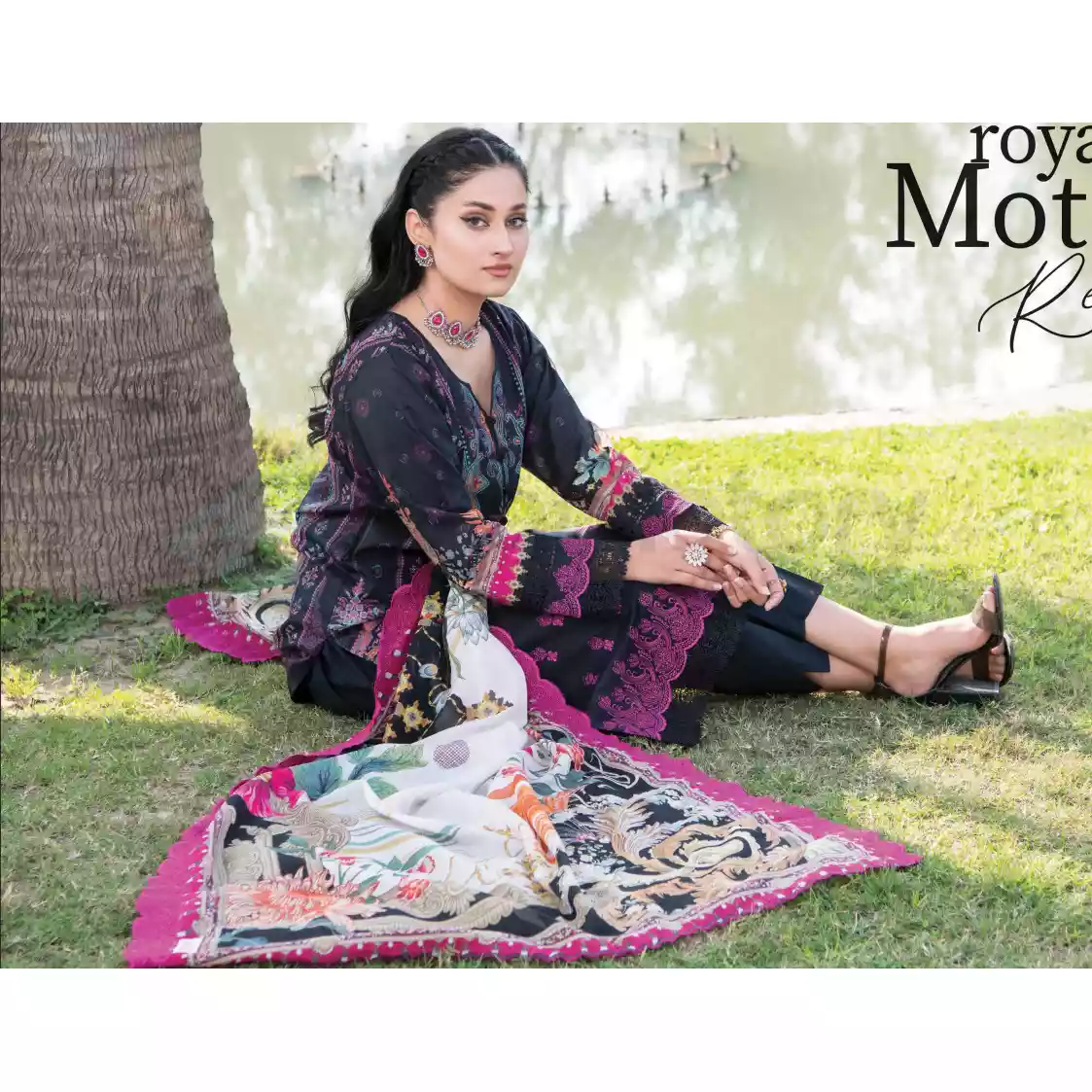 Pakistani Luxury Printed Embroidered Lawn with Jacquard Voil Dupatta-1014