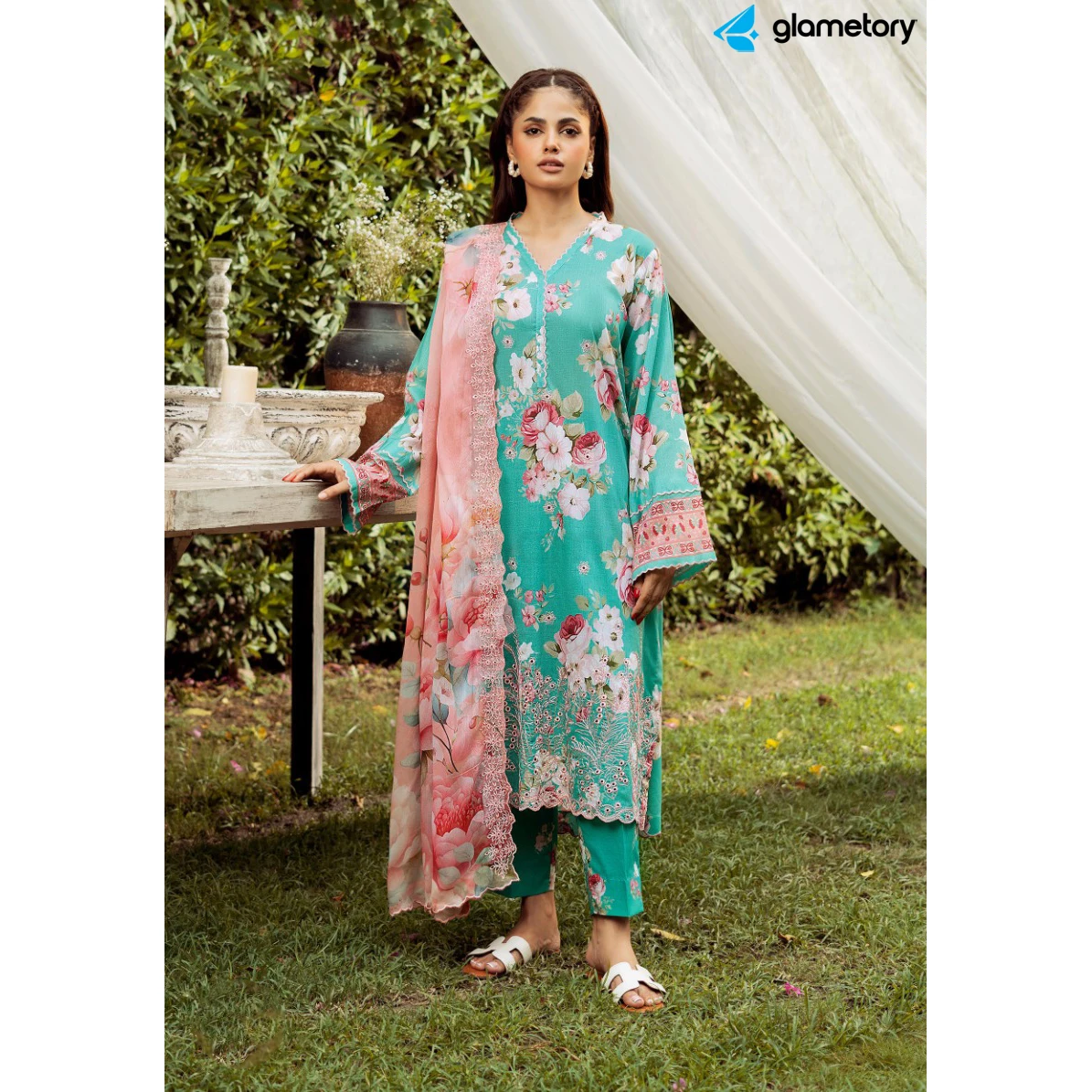 Pakistani Luxury Digital Printed Lawn with Chiffon Dupatta-25022622