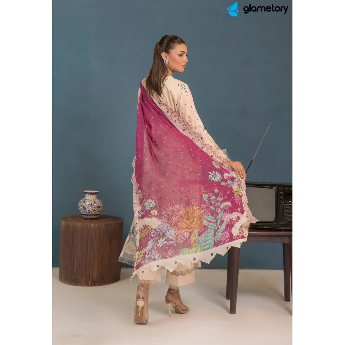 Pakistani Luxury Digital Printed Lawn with Chiffon Dupatta-25022634